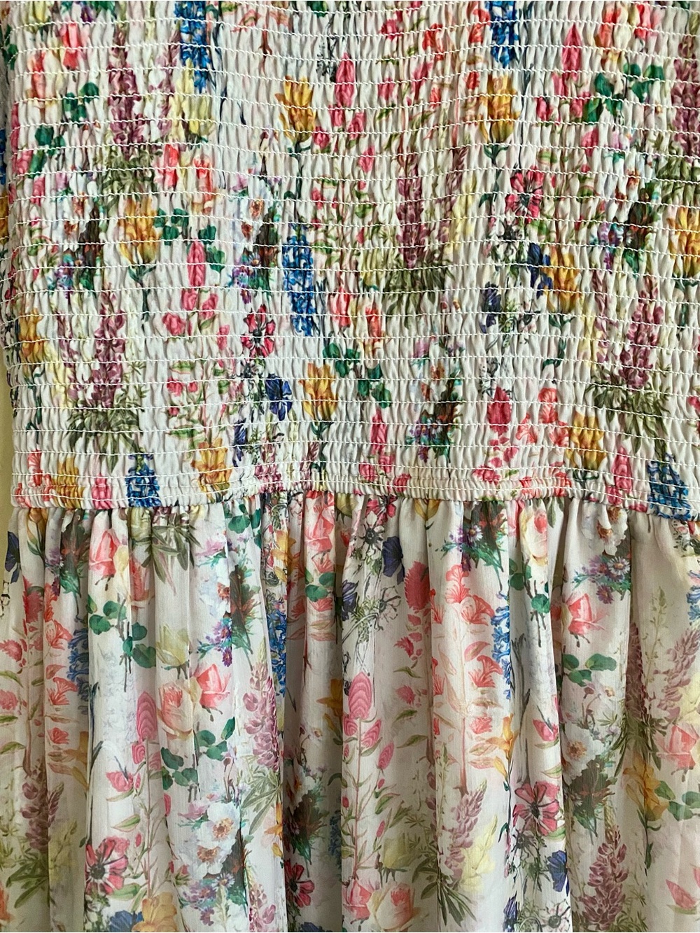 New Ivy City Co Cream Floral Smocked Midi Dress - Picture 11 of 16